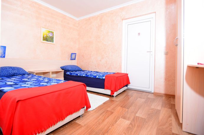 Imagen de la habitación del Hotel Irena. Foto 6