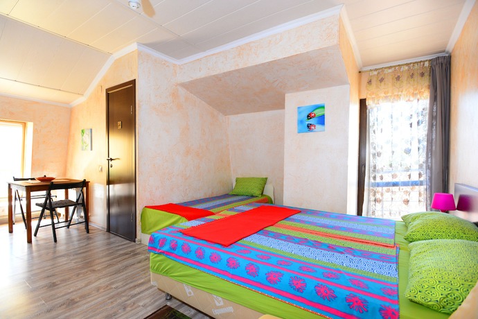 Imagen de la habitación del Hotel Irena. Foto 12