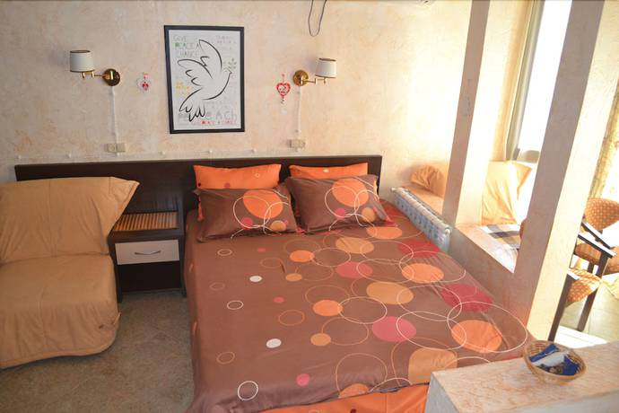 Imagen de la habitación del Hotel Irena. Foto 18