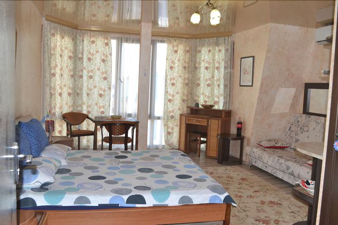 Imagen de la habitación del Hotel Irena. Foto 19