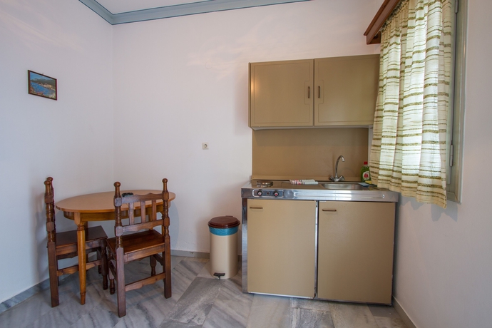 Imagen de la habitación del Hotel Irene, Alinda. Foto 15