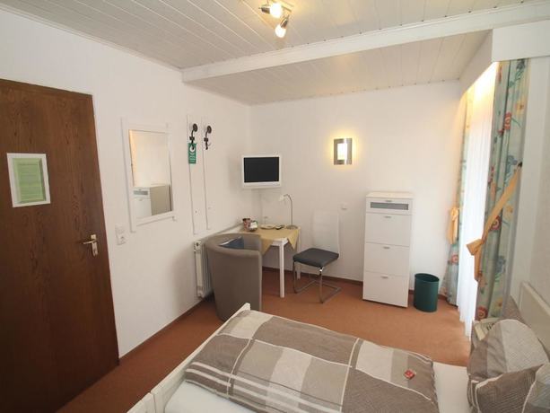 Imagen de la habitación del Hotel Irene, Bad König. Foto 5