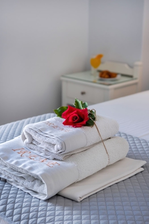 Imagen de la habitación del Hotel Irene - Beachfront. Foto 6