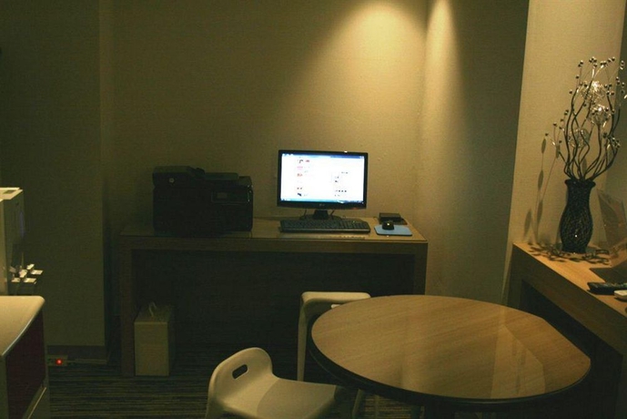 Imagen de los interiores del Hotel Irene City. Foto 12