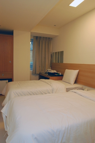 Imagen de la habitación del Hotel Irene City. Foto 6