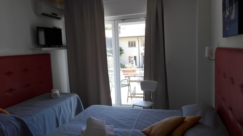 Imagen de la habitación del Hotel Irene, Lignano Sabbiadoro. Foto 14