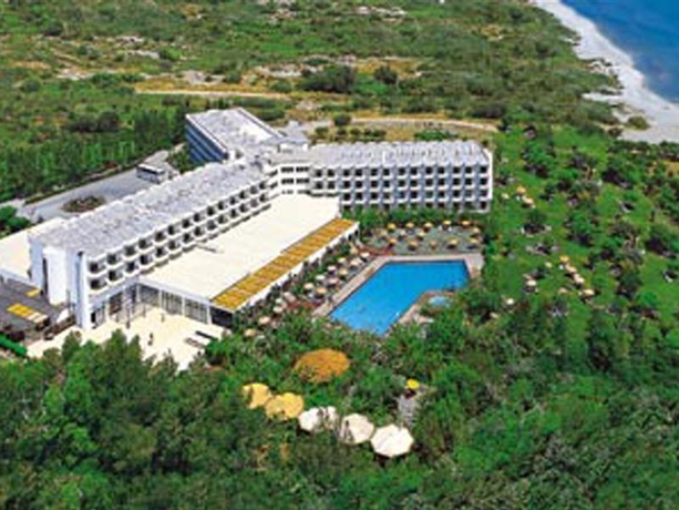 Imagen general del Hotel Irene Palace Beach Resort. Foto 2