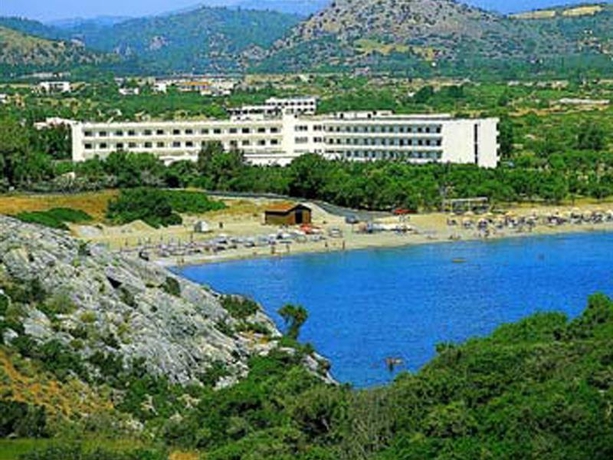 Imagen general del Hotel Irene Palace Beach Resort. Foto 14