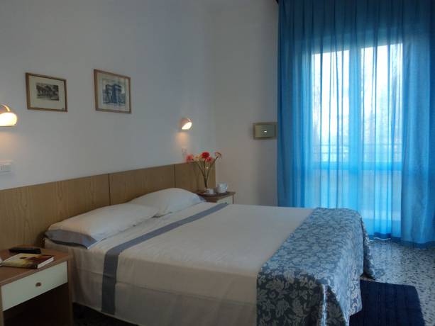 Imagen de la habitación del Hotel Irene, Riccione. Foto 15