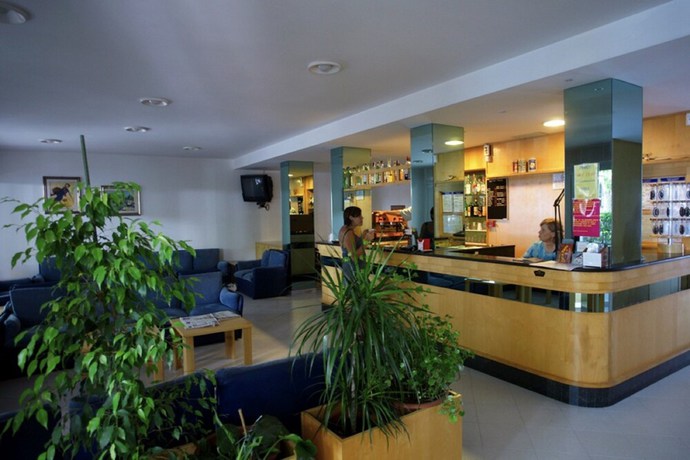 Imagen de los interiores del Hotel Irene, Riccione. Foto 20