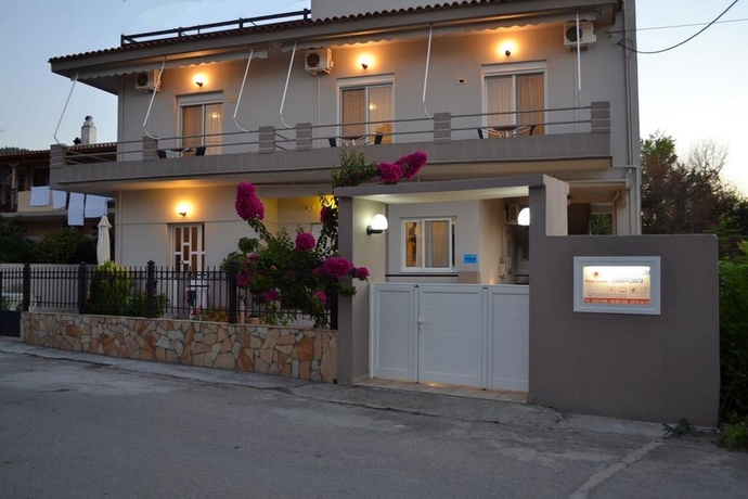 Imagen general del Hotel Irene Studios, Artemisio. Foto 1