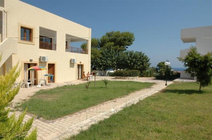 Imagen general del Hotel Irene Village. Foto 6