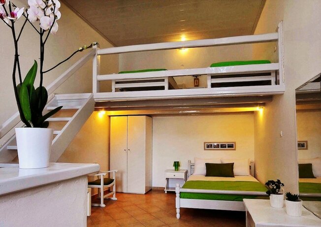 Imagen general del Hotel Irene\'s Residence. Foto 10