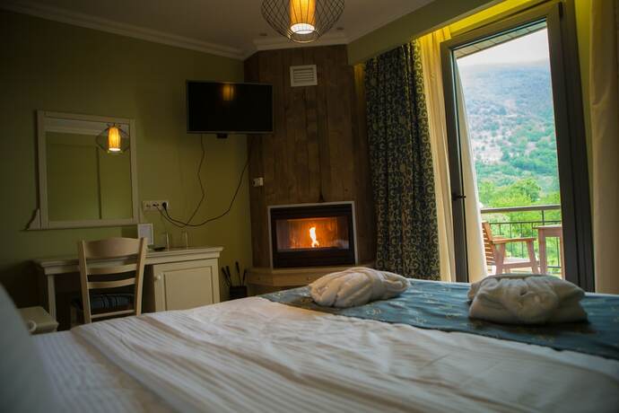 Imagen de la habitación del Hotel Irenes Resort. Foto 17