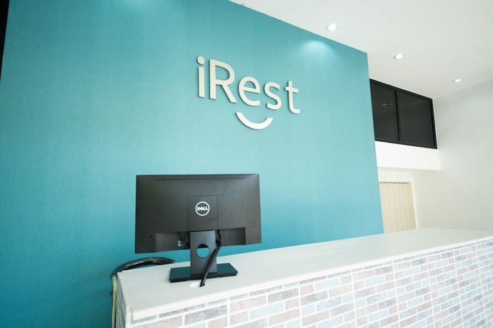 Imagen de los interiores del Hotel Irest Ao Nang Seafront. Foto 18