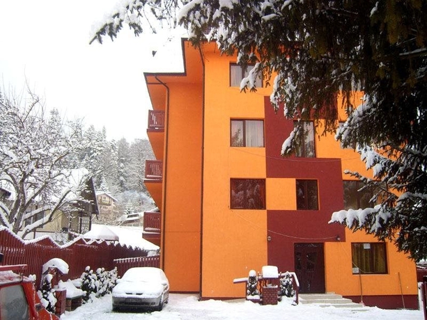 Imagen general del Hotel Iri Busteni. Foto 8