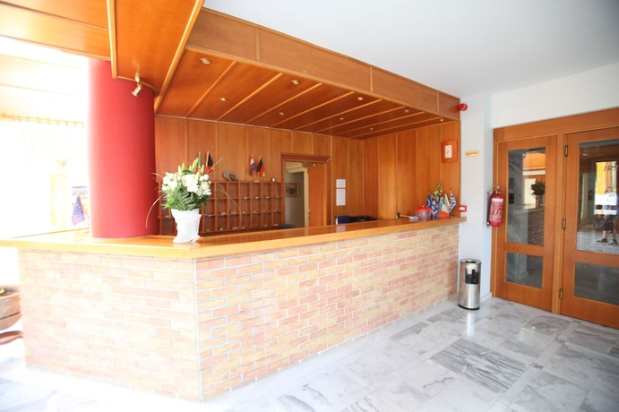 Imagen de los interiores del Hotel Iria Beach. Foto 17