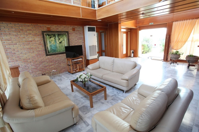 Imagen de los interiores del Hotel Iria Beach. Foto 18