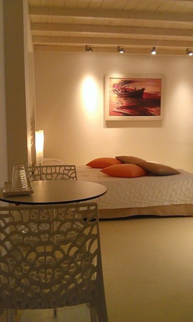 Imagen de la habitación del Hotel Iria Beach art hotel. Foto 2