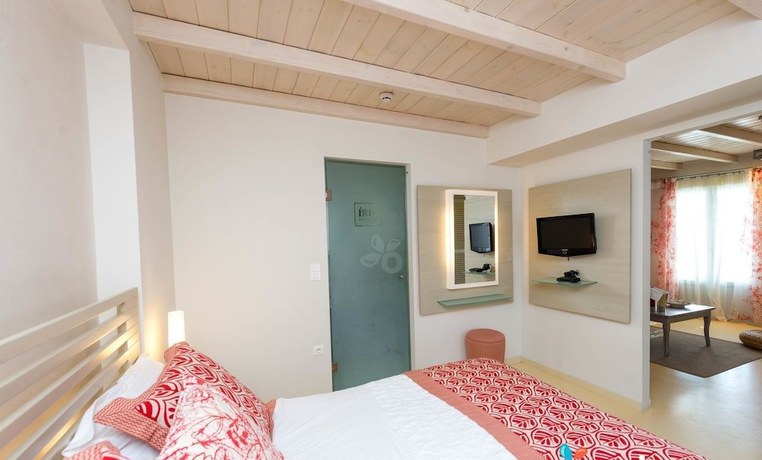 Imagen de la habitación del Hotel Iria Beach art hotel. Foto 6