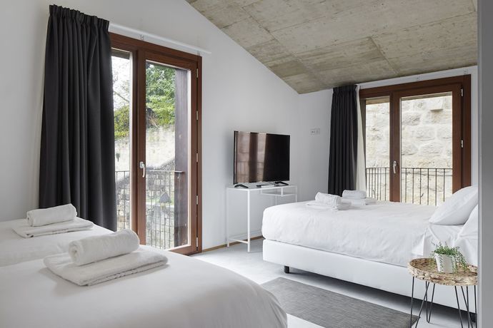 Imagen de la habitación del Hotel Iriape Estella Rooms. Foto 16