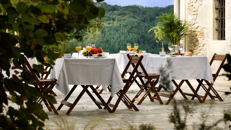 Imagen del bar/restaurante del Hotel Iriarte Jauregia. Foto 2