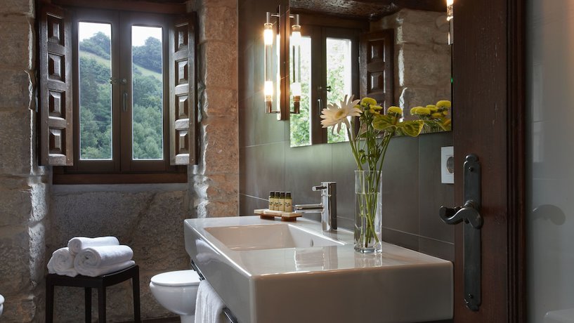 Imagen de la habitación del Hotel Iriarte Jauregia. Foto 8