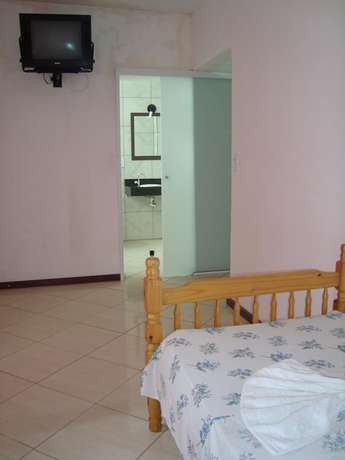 Imagen de la habitación del Hotel Iria's. Foto 4