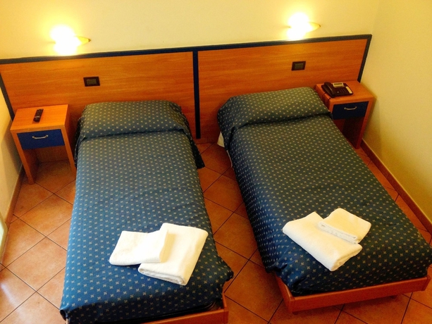 Imagen de la habitación del Hotel Iride, Mil&aacute;n. Foto 4