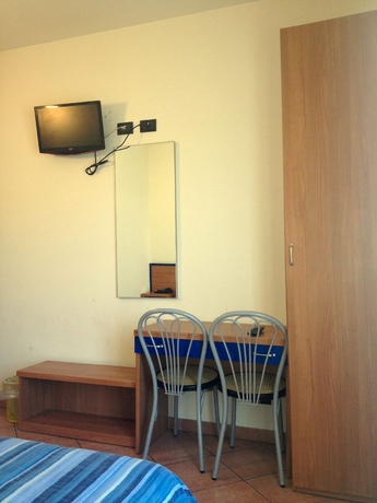 Imagen de la habitación del Hotel Iride, Mil&aacute;n. Foto 5