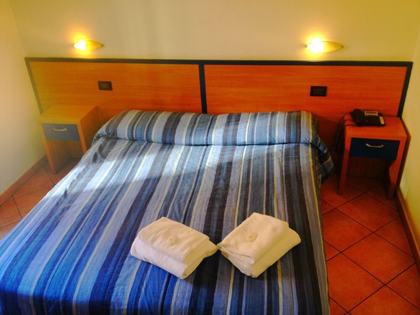 Imagen de la habitación del Hotel Iride, Mil&aacute;n. Foto 6