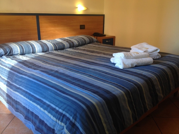 Imagen de la habitación del Hotel Iride, Mil&aacute;n. Foto 10