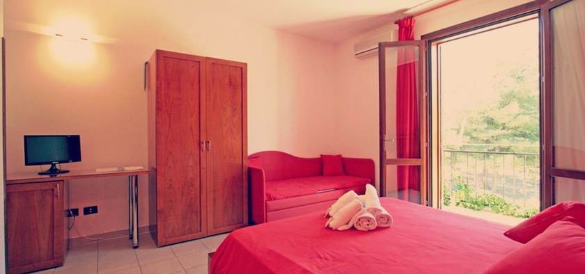 Imagen de la habitación del Hotel Iride, San Vito Lo Capo. Foto 9