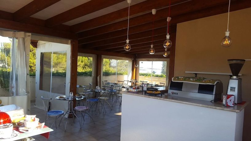 Imagen del bar/restaurante del Hotel Iride, San Vito Lo Capo. Foto 3