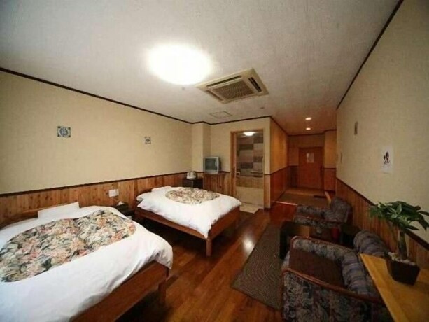Imagen de la habitación del Hotel Irifuneso, Beppu. Foto 21