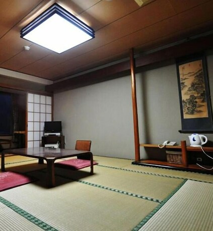 Imagen de la habitación del Hotel Irifuneso, Beppu. Foto 25