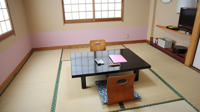 Imagen de la habitación del Hotel Irifuneso, Beppu. Foto 28