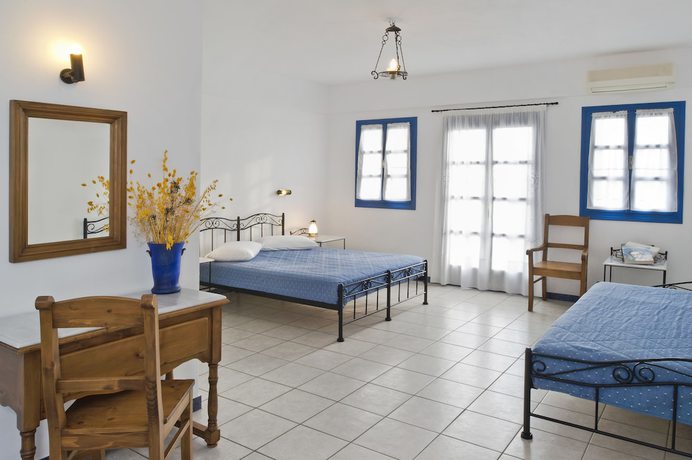 Imagen de la habitación del Hotel Irigeneia. Foto 7