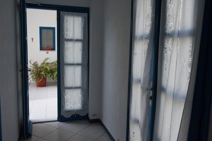 Imagen de los interiores del Hotel Irigeneia. Foto 20