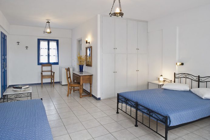 Imagen de la habitación del Hotel Irigeneia. Foto 14