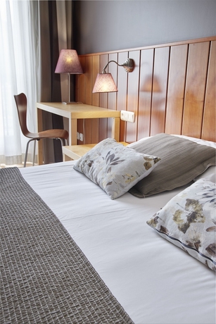 Imagen de la habitación del Hotel Iriguibel. Foto 12