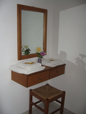 Imagen de la habitación del Hotel Irilena Apartments. Foto 2