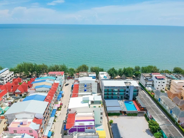 Imagen general del Hotel Irin Beach Cha - Am. Foto 2