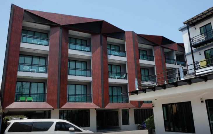 Imagen de los exteriores del Hotel Irin Beach Cha - Am. Foto 14