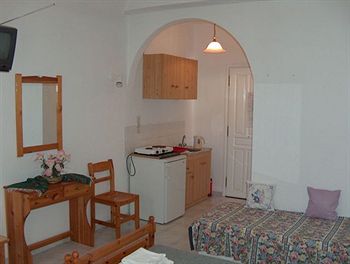 Imagen general del Hotel Irineos Studios. Foto 14