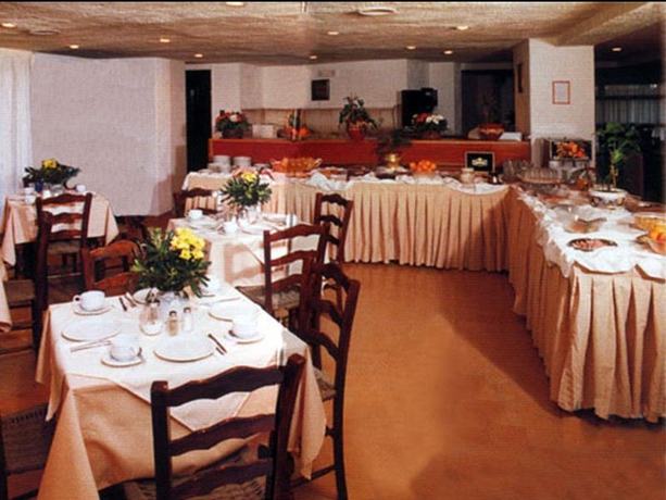 Imagen general del Hotel Irini. Foto 2