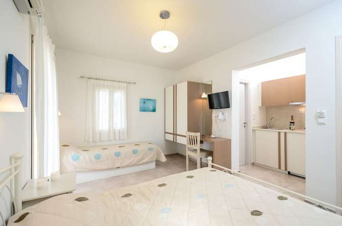Imagen de la habitación del Hotel Irini Studios, Naxos. Foto 16