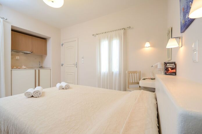 Imagen general del Hotel Irini Studios, Naxos. Foto 11