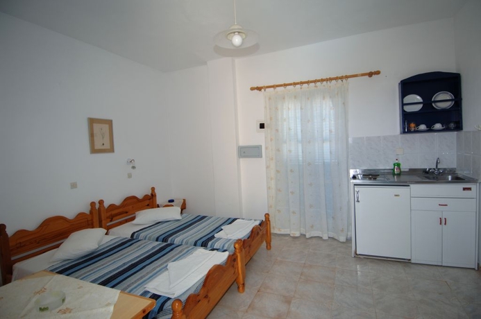 Imagen general del Hotel Irini Studios, Perissa-Perivolos. Foto 3