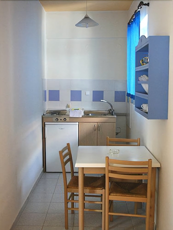 Imagen de la habitación del Hotel Irinna, Rodas. Foto 8